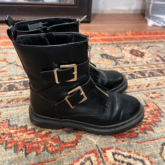 Black Women’s Boots - Picture 3 of 3